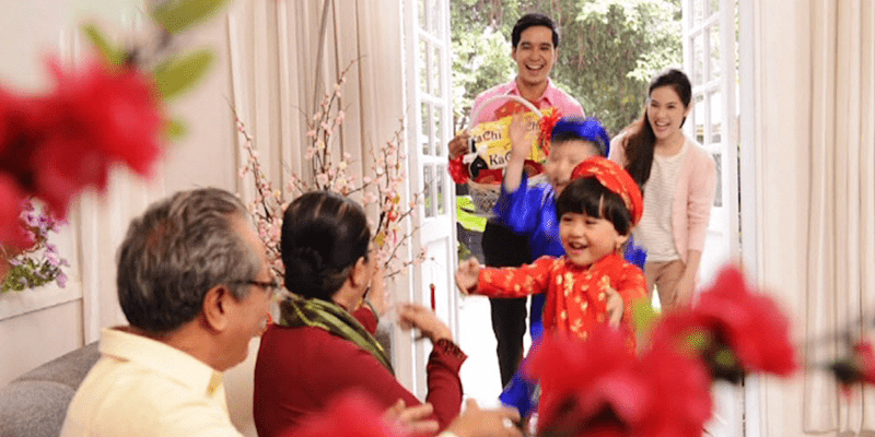 Cách thức xông đất đầu năm: Chọn người hợp phong thủy