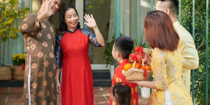 Tuổi nào kiêng xông đất năm 2026: Lý do phong thủy cần kiêng